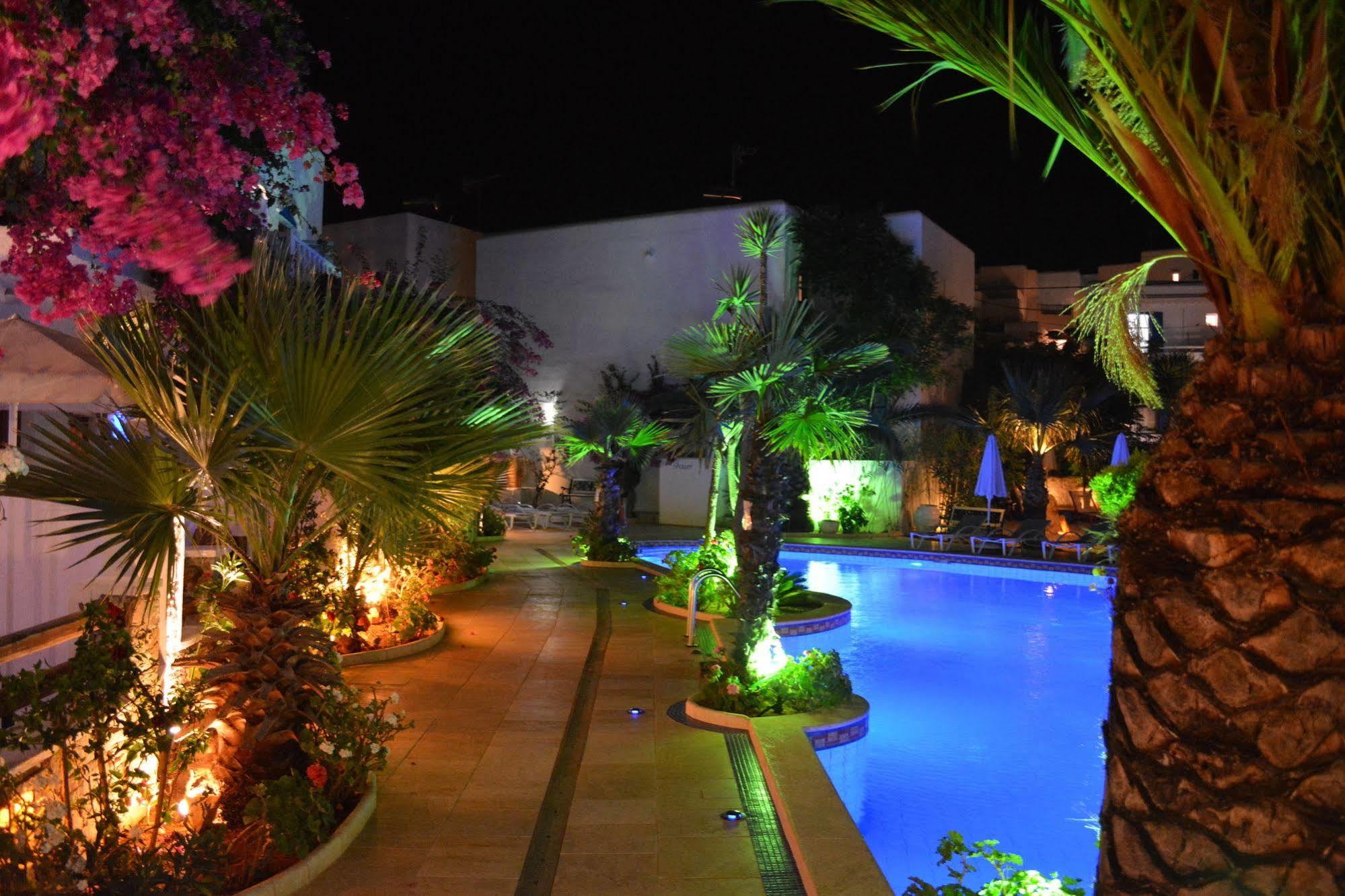 Polikandia Hotel Folégandros Exterior foto
